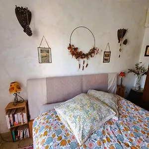https://cocon-provencal-bb-saint-chamas.fr-provencehotel.com